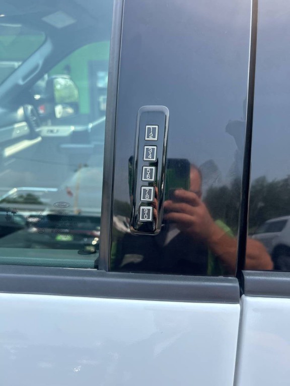2020 Ford F-250 Image 37