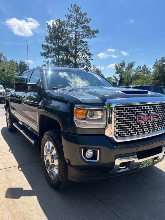 2017 GMC Sierra 2500 Image 5