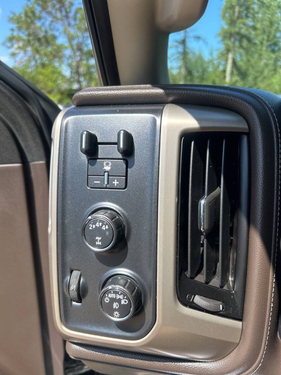 2017 GMC Sierra 2500 Image 20