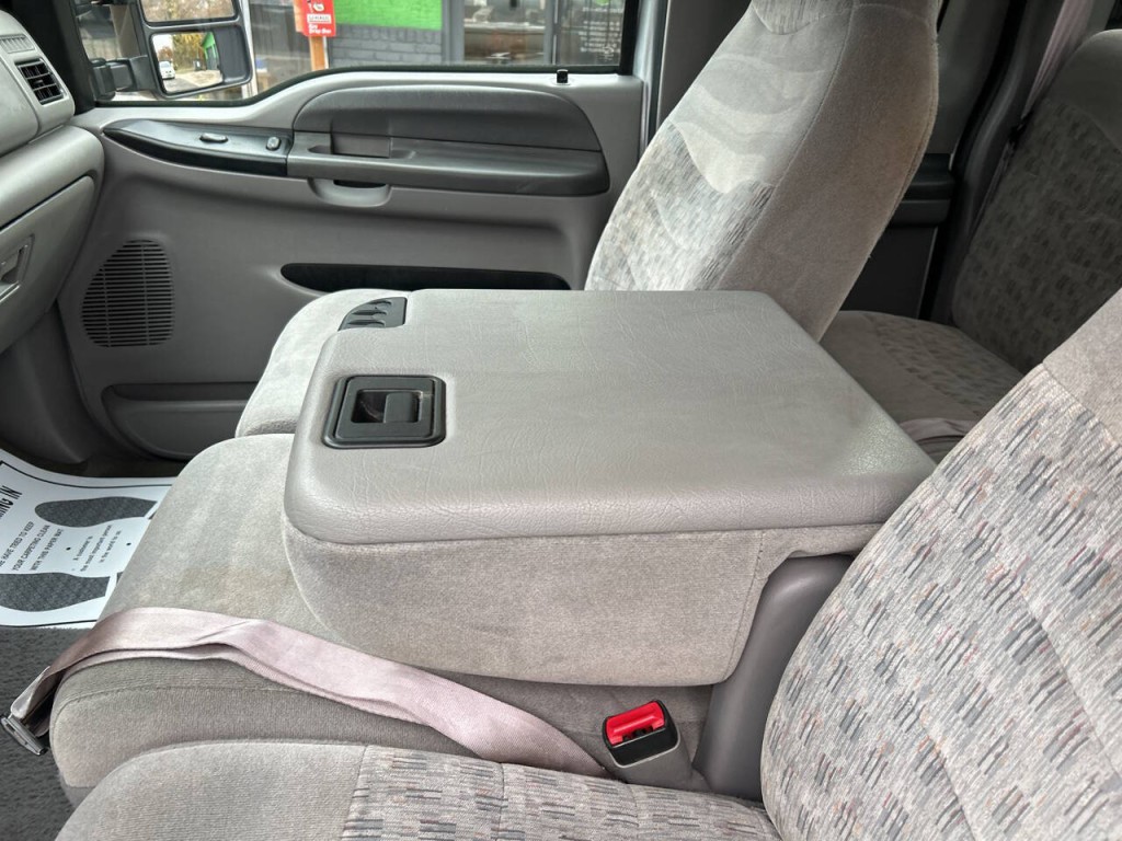 2000 Ford F-350 Image 10