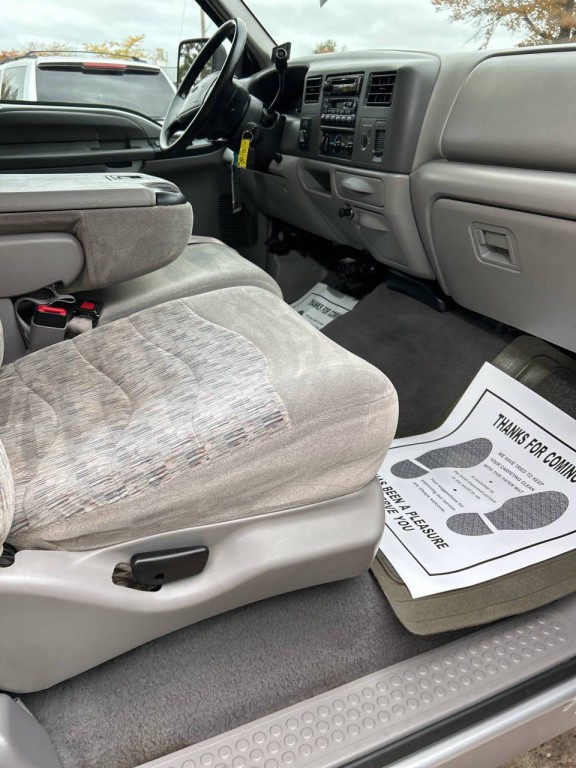 2000 Ford F-350 Image 20