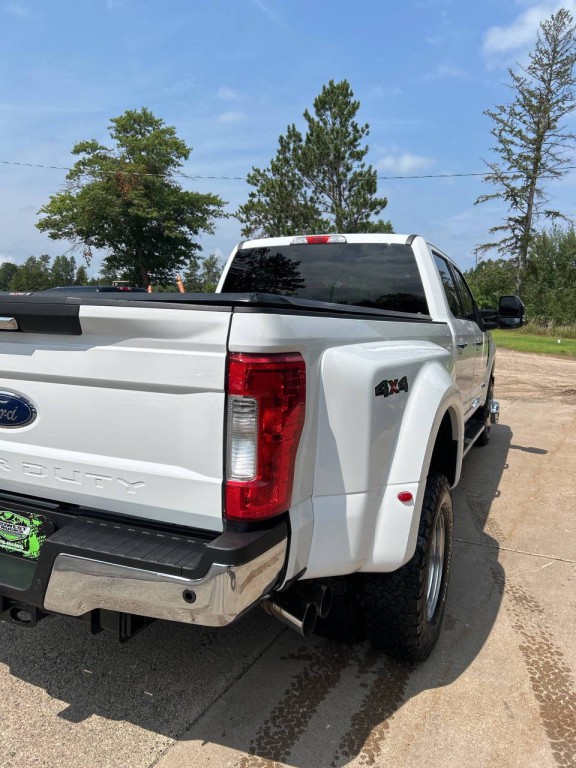 2017 Ford F-350 Image 6