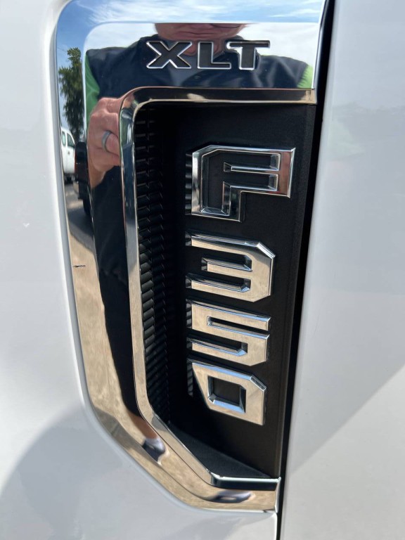 2017 Ford F-350 Image 39