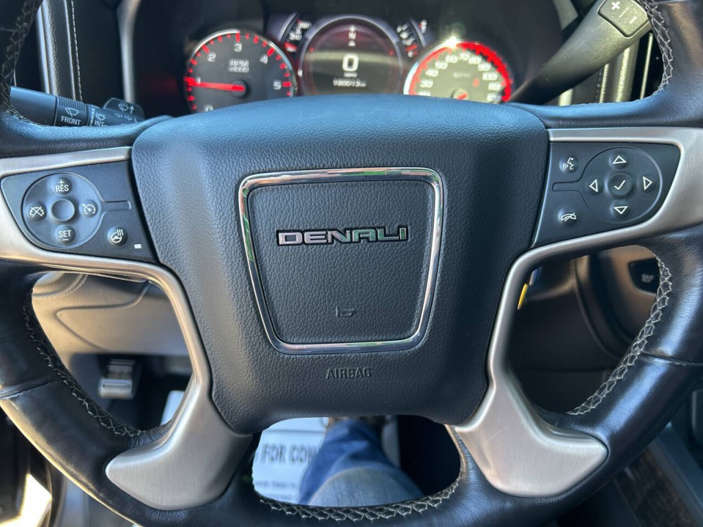 2015 GMC Sierra 2500 Image 18
