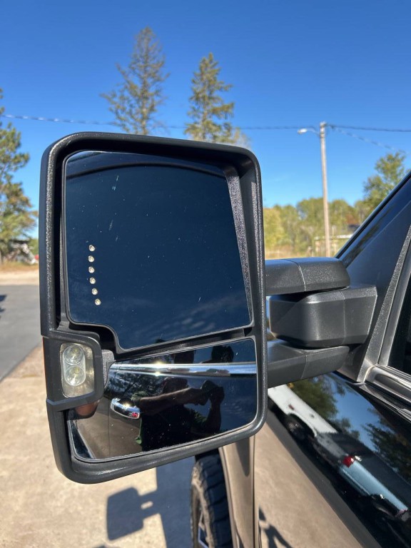 2015 GMC Sierra 2500 Image 36