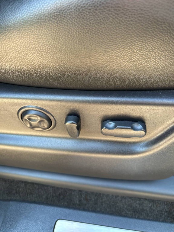 2013 Chevrolet Suburban Image 27