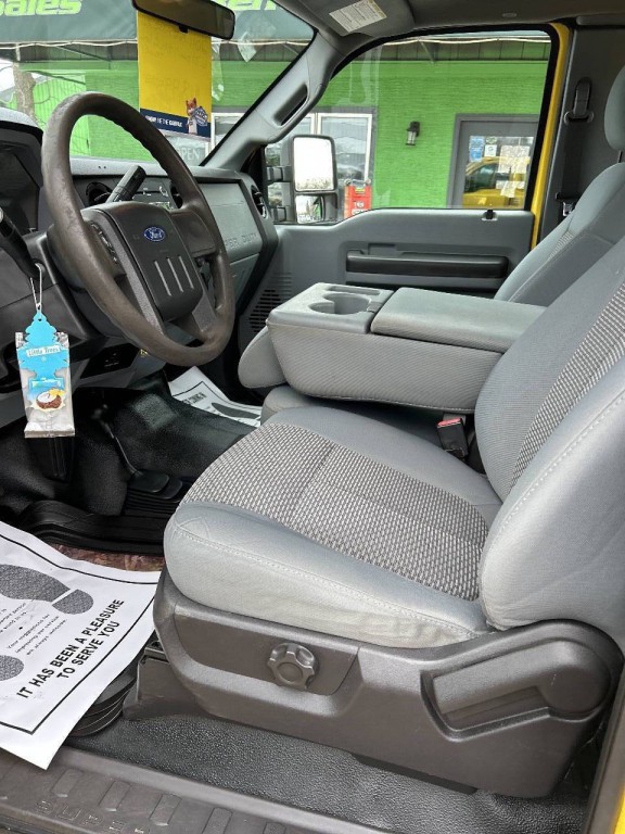 2011 Ford F-350 Image 9
