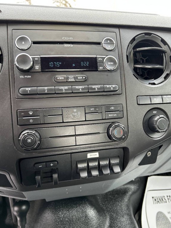 2011 Ford F-350 Image 11