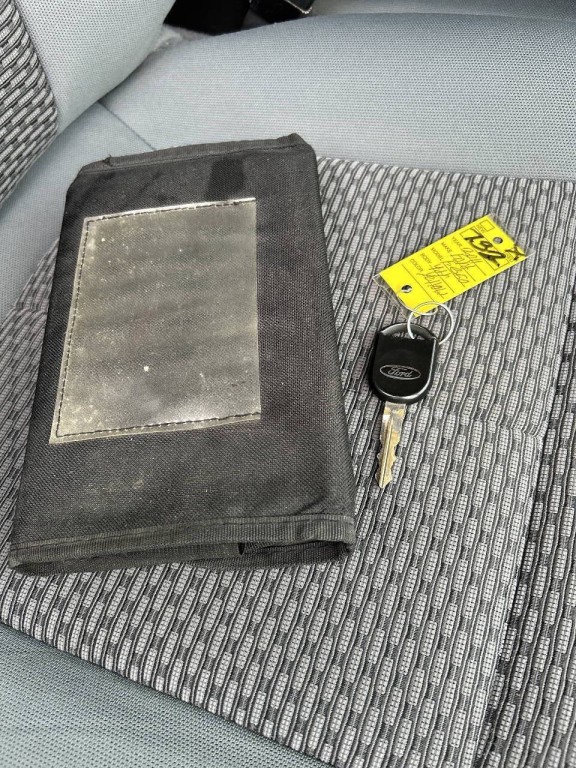 2011 Ford F-350 Image 21