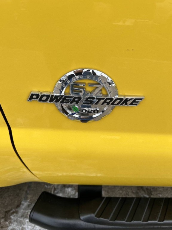 2011 Ford F-350 Image 32