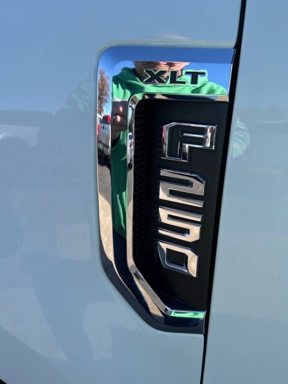 2020 Ford F-250 Image 38