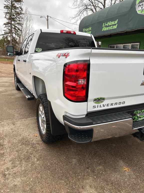 2017 Chevrolet Silverado 1500 Image 3
