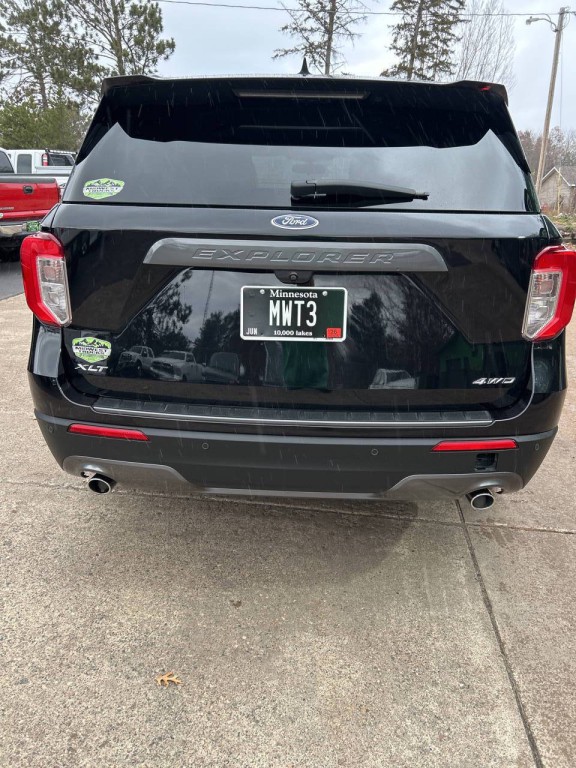 2021 Ford Explorer Image 8