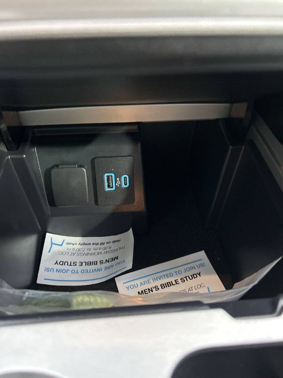 2021 Ford Explorer Image 12