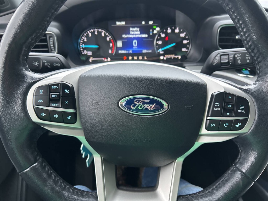 2021 Ford Explorer Image 16