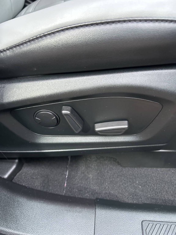 2021 Ford Explorer Image 22