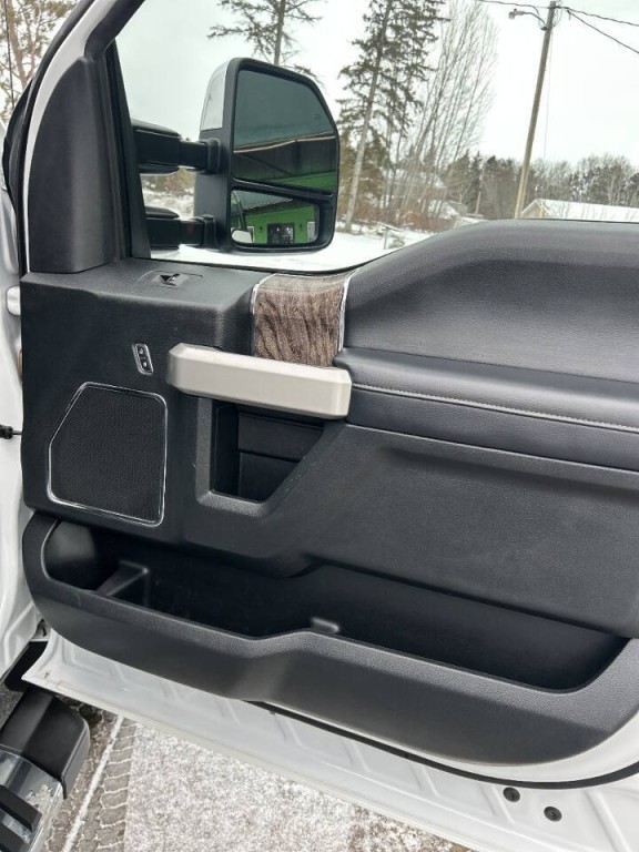 2019 Ford F-350 Image 28