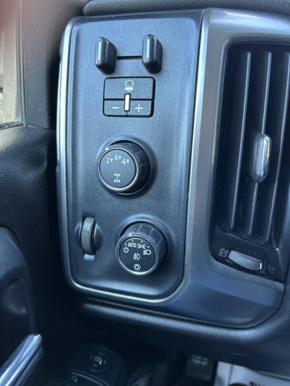 2019 Chevrolet Silverado 1500 Image 17