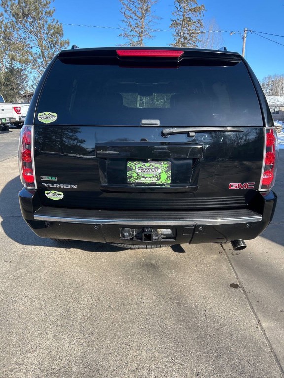 2010 GMC Yukon Image 8