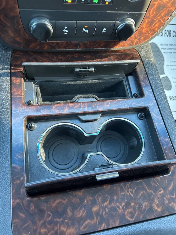 2010 GMC Yukon Image 13