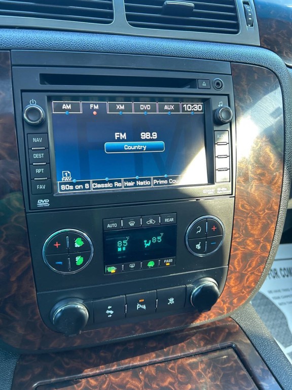 2010 GMC Yukon Image 14