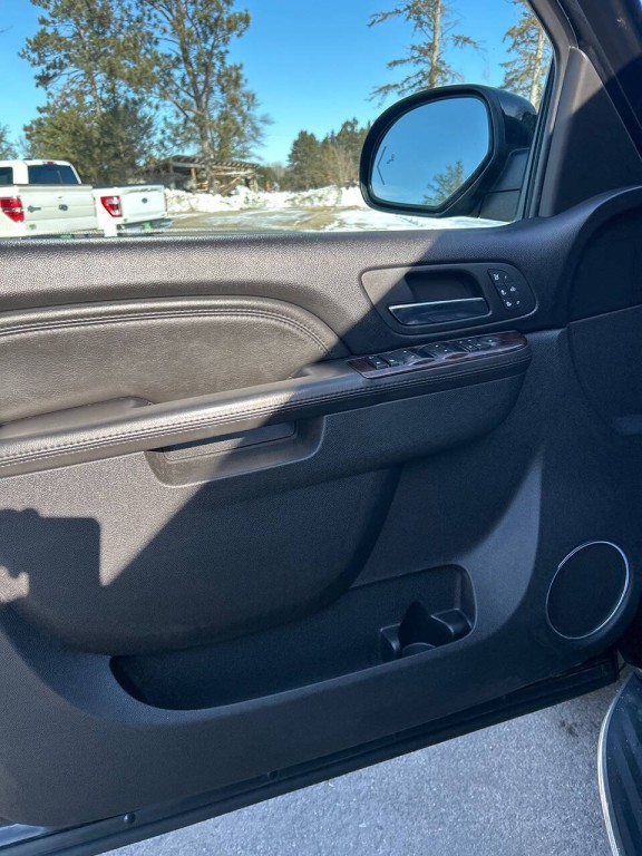 2010 GMC Yukon Image 19