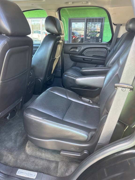 2010 GMC Yukon Image 20