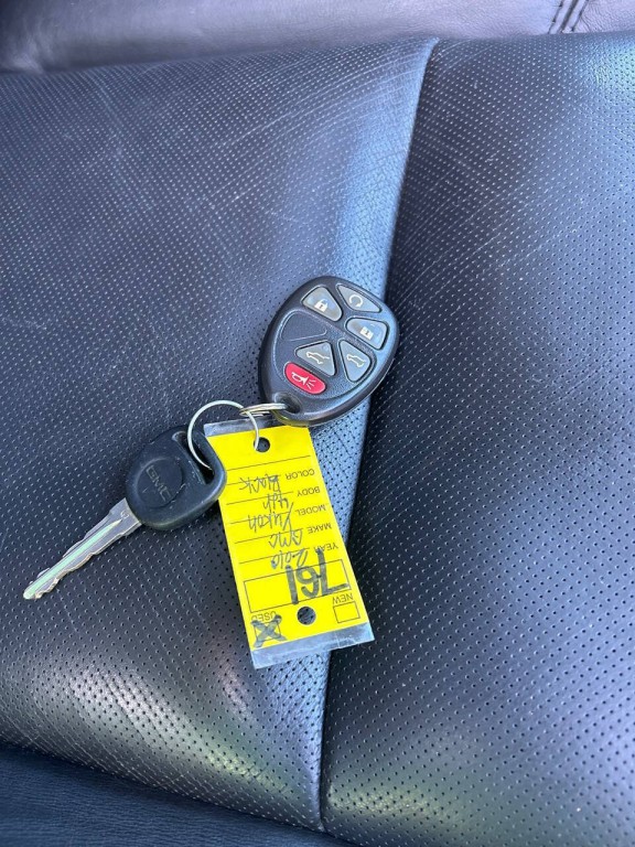 2010 GMC Yukon Image 28