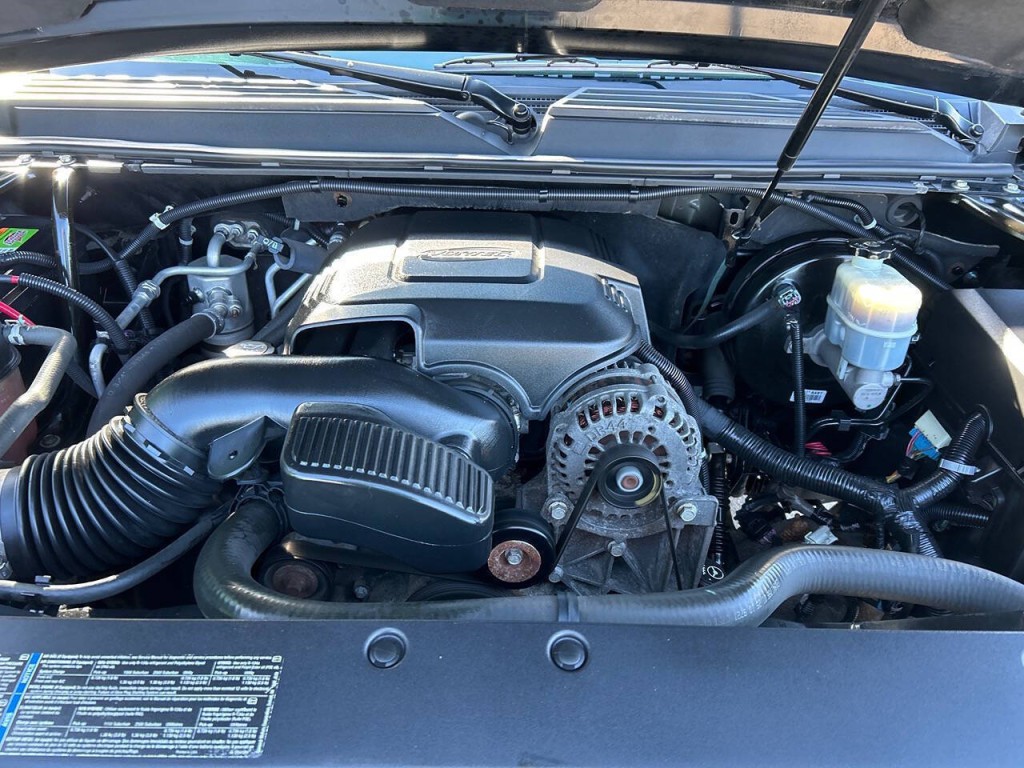 2010 GMC Yukon Image 42