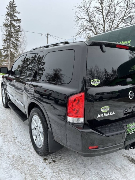 2014 Nissan Armada Image 3