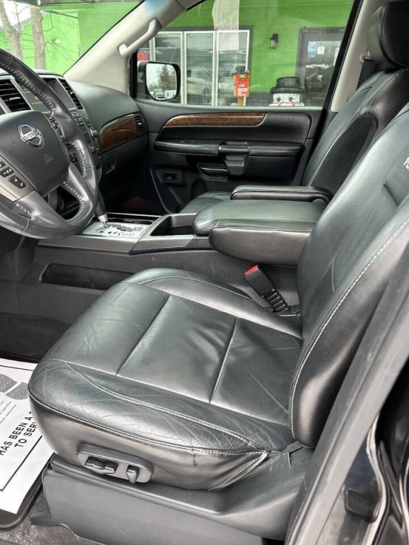 2014 Nissan Armada Image 9