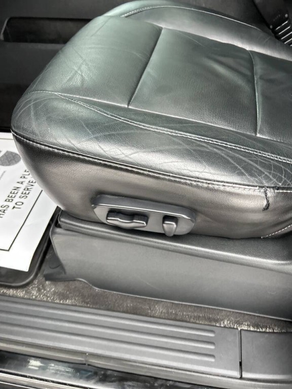 2014 Nissan Armada Image 10