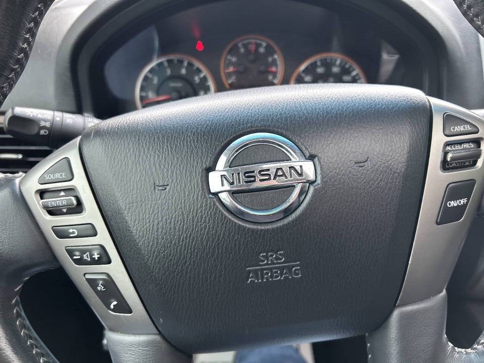 2014 Nissan Armada Image 12