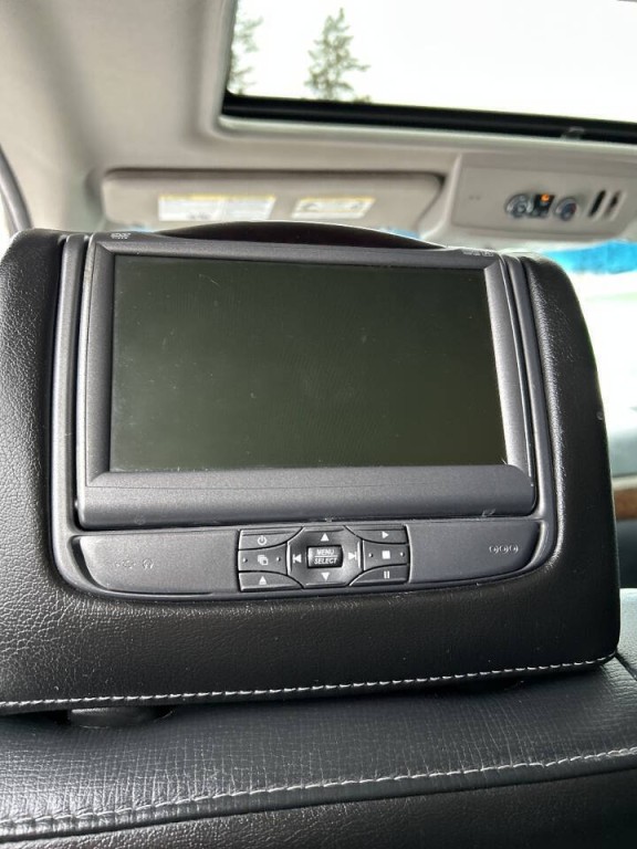 2014 Nissan Armada Image 22