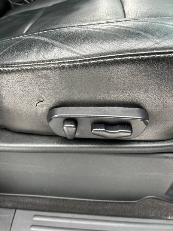 2014 Nissan Armada Image 26