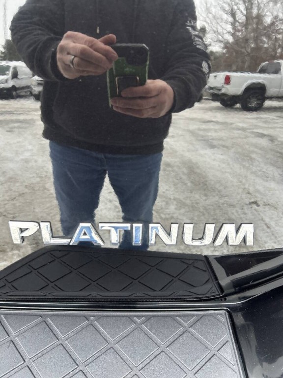 2014 Nissan Armada Image 33