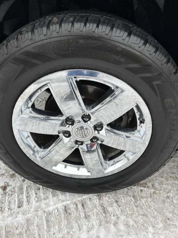 2014 Nissan Armada Image 36