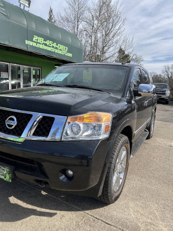 2014 Nissan Armada Image 2