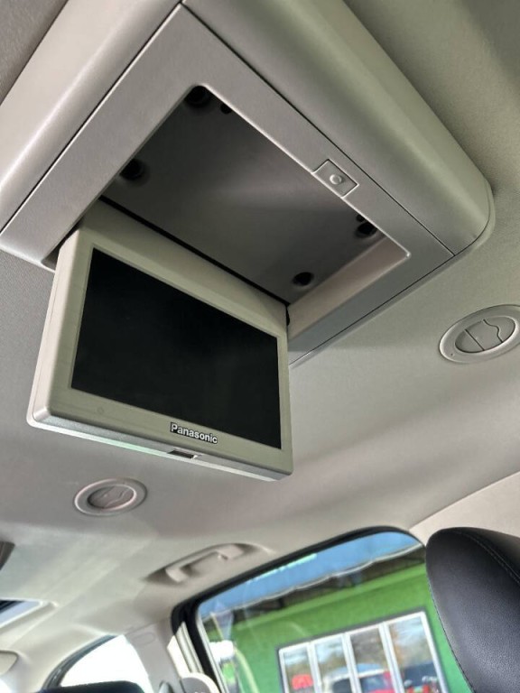 2013 Chevrolet Suburban Image 24