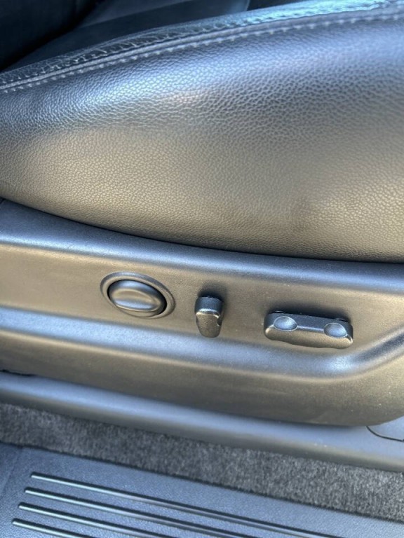 2013 Chevrolet Suburban Image 28