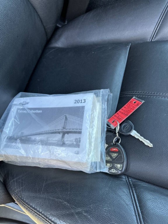 2013 Chevrolet Suburban Image 29