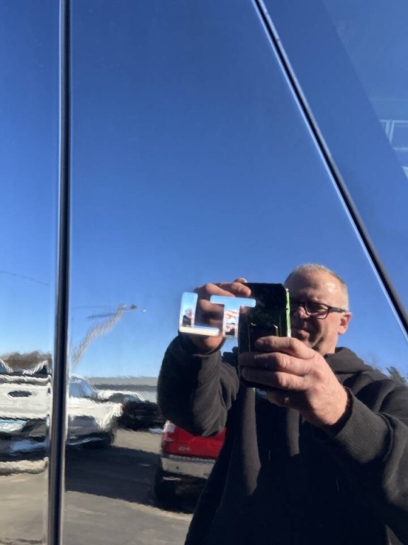 2013 Chevrolet Suburban Image 38