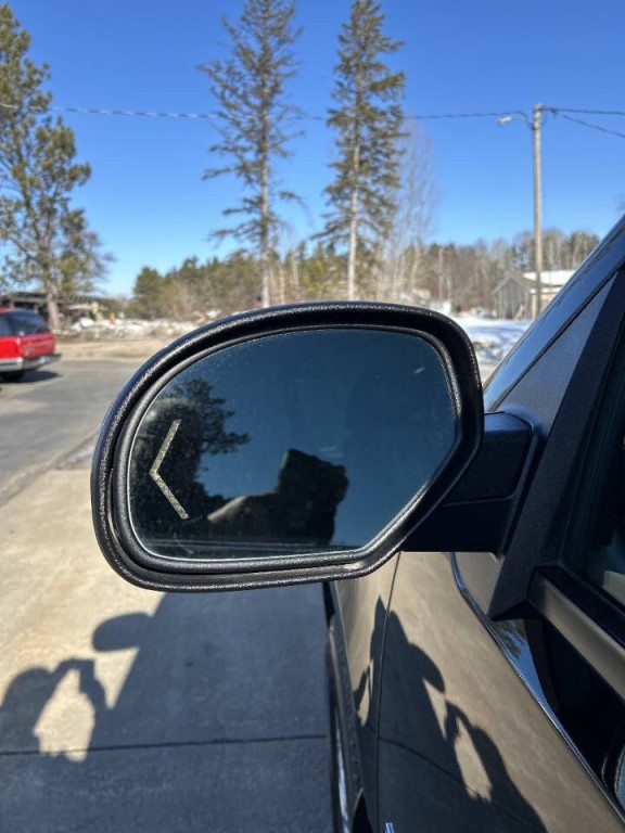2013 Chevrolet Suburban Image 39