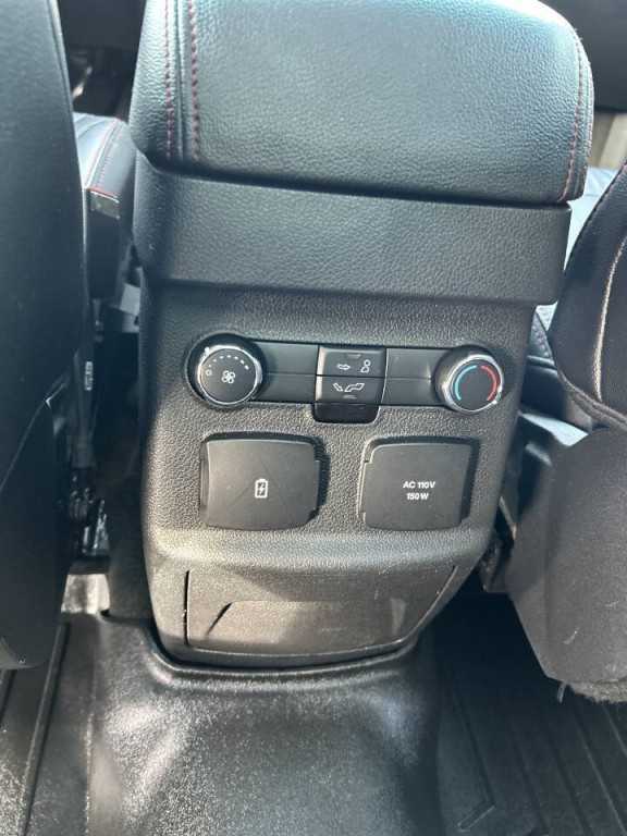 2016 Ford Explorer Image 20
