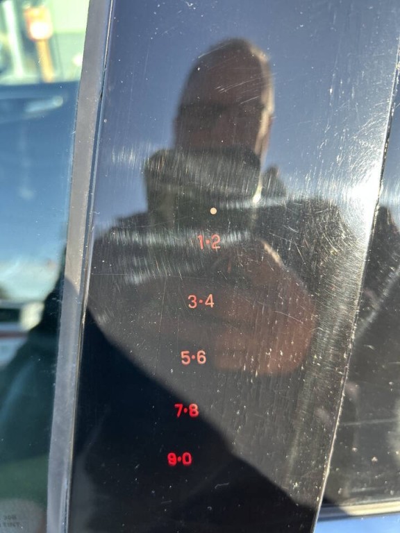 2017 Ford Edge Image 32