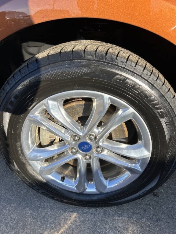 2017 Ford Edge Image 34