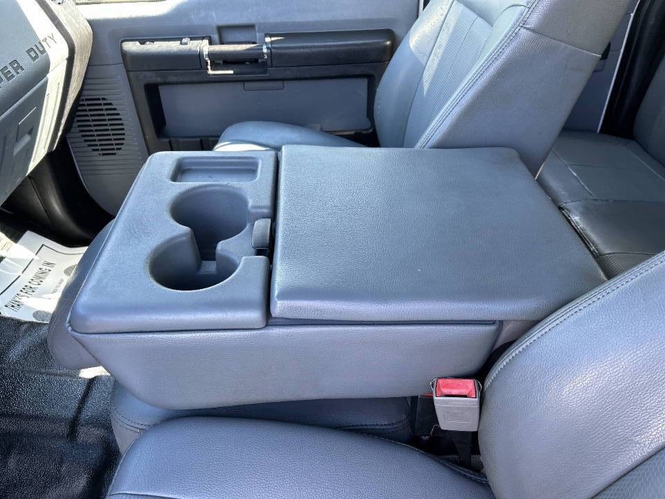 2015 Ford F-350 Image 10