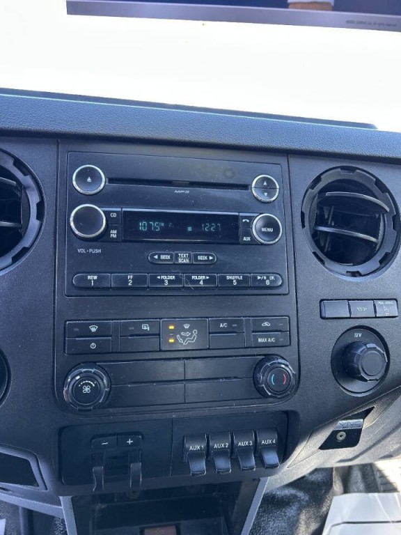 2015 Ford F-350 Image 11