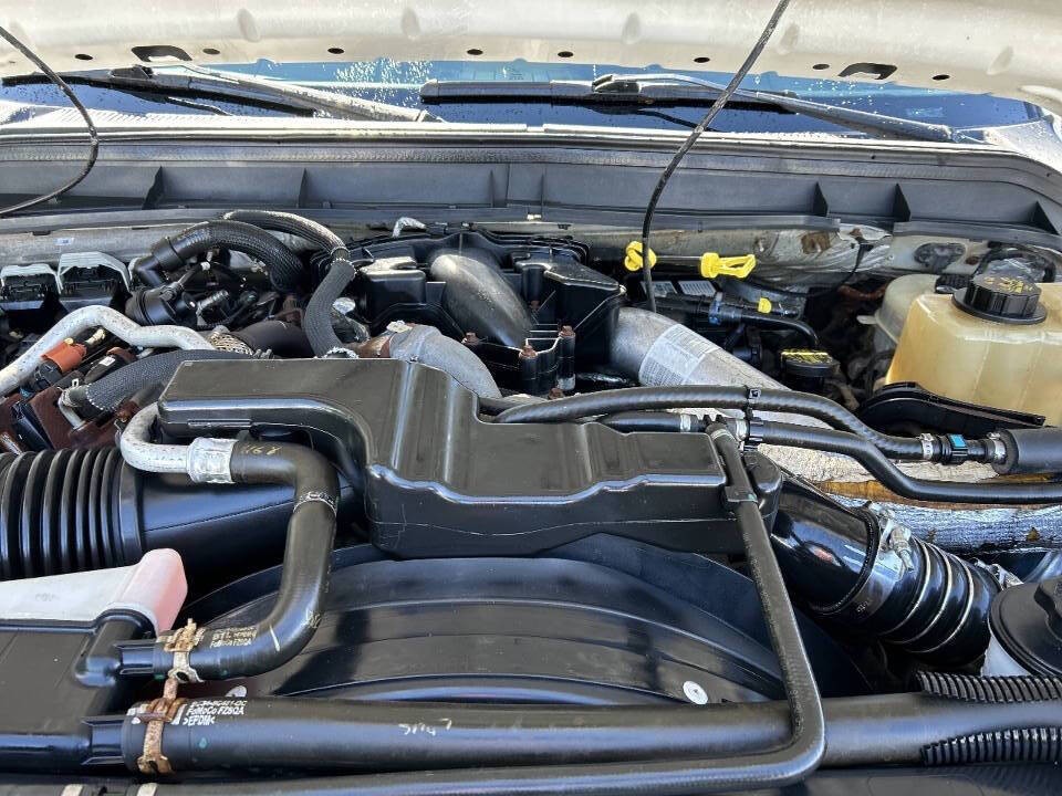 2015 Ford F-350 Image 33