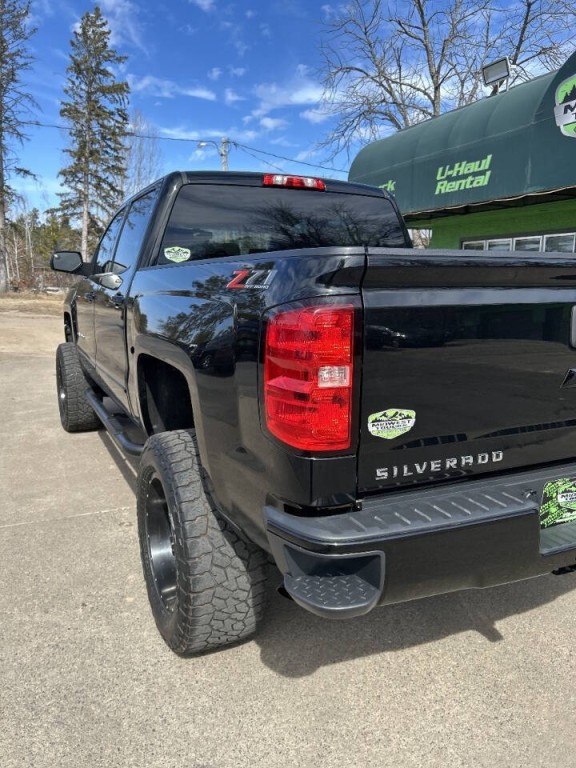 2018 Chevrolet Silverado 1500 Image 3